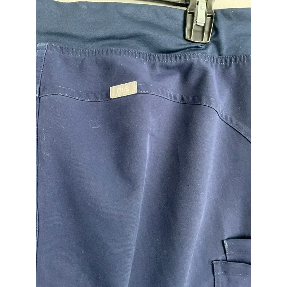 FIGS Technical Collection Men's Navy Blue Scrub‎ Pants Size Large Cargo Pocket